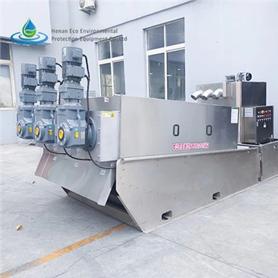 Skruepressdehydrator for avløpsvann